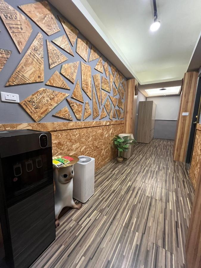 Ferienwohnung Fengchia Fun House Taichung Exterior foto