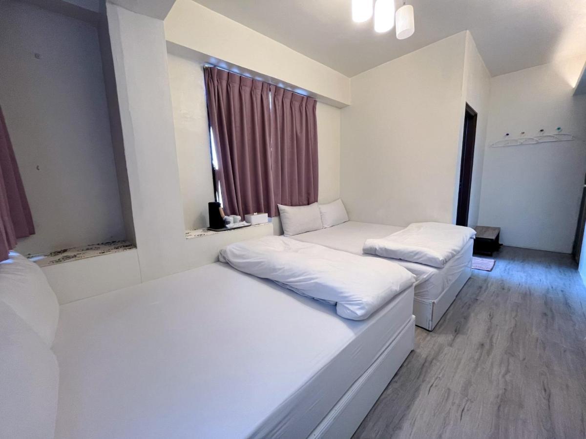 Ferienwohnung Fengchia Fun House Taichung Exterior foto