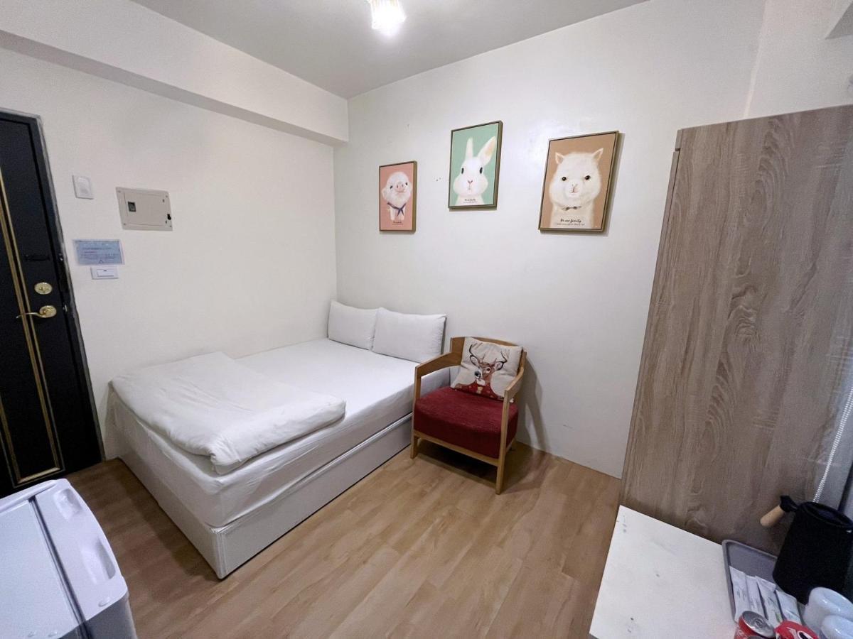Ferienwohnung Fengchia Fun House Taichung Exterior foto